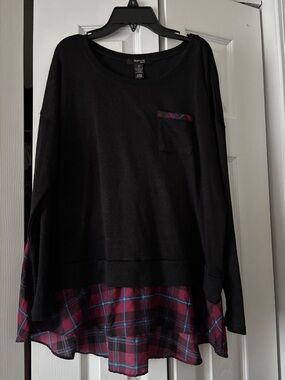 Style & Co. Black Long Sleeve Top with Plaid Hem